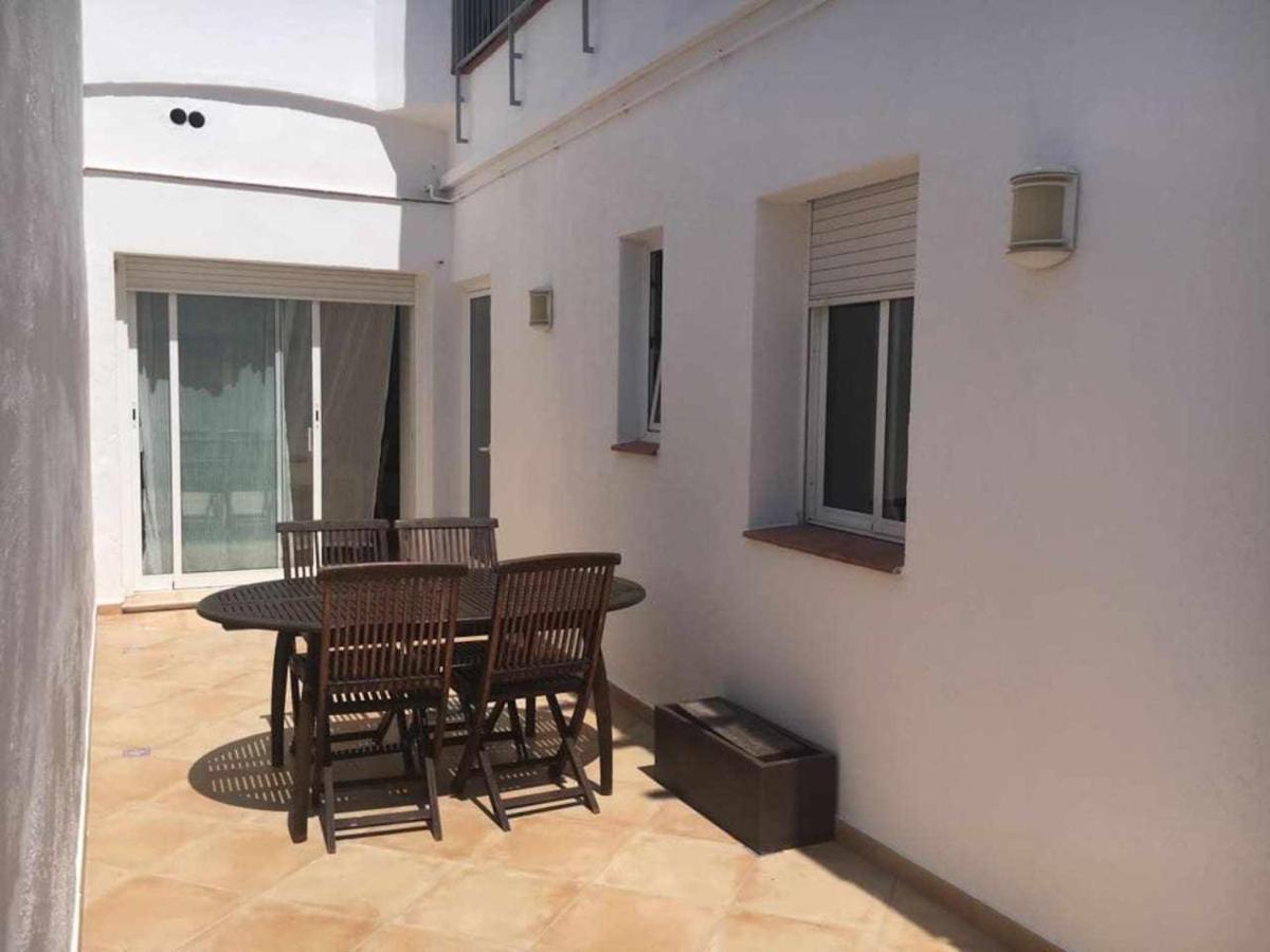 Nice And Quiet Flat In Premia De Mar Hutb Zewnętrze zdjęcie